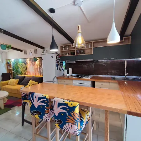 Kimano Apartmans * Ζαντάρ