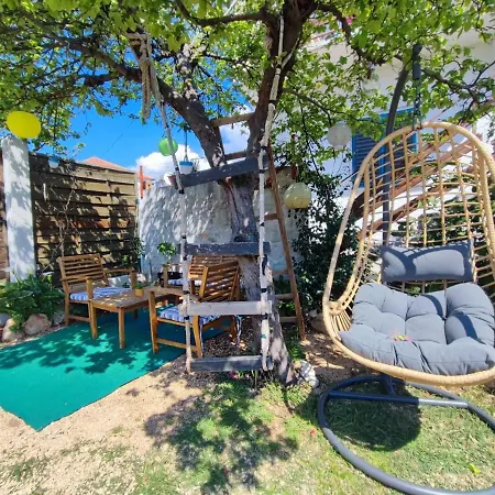 公寓 Kimano Apartmans 扎达尔